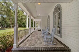 21033 Violet Rd in Brooksville, FL - Building Photo - Building Photo