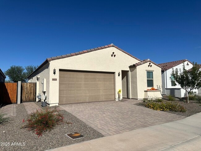 18078 W Amber Ridge Way in Goodyear, AZ - Building Photo - Building Photo