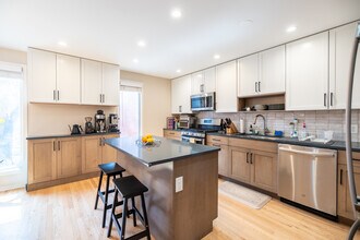 1829 N Dayton St in Chicago, IL - Building Photo - Building Photo