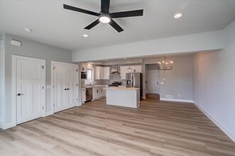 4866 Suelo Rd in Fitchburg, WI - Building Photo - Building Photo