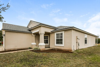 2688 Oak Haven Dr in Middleburg, FL - Building Photo - Building Photo