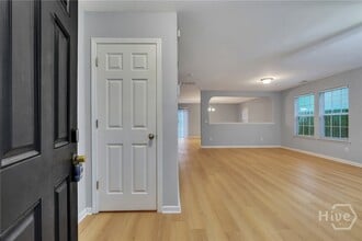 50 Lake Shore Blvd in Savannah, GA - Building Photo - Building Photo