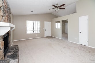 5660 Pine Meadows Ct in Morrow, GA - Building Photo - Building Photo