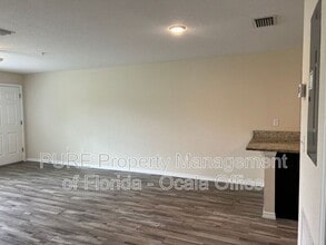7227 Midway Terrace in Ocala, FL - Building Photo - Building Photo