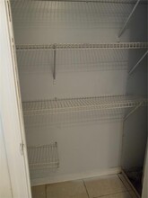 4581 W McNab Rd in Pompano Beach, FL - Building Photo - Building Photo