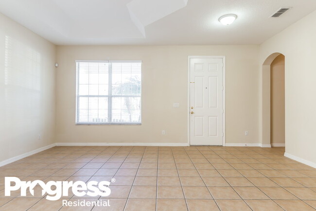 14018 Mailer Blvd in Orlando, FL - Building Photo - Building Photo