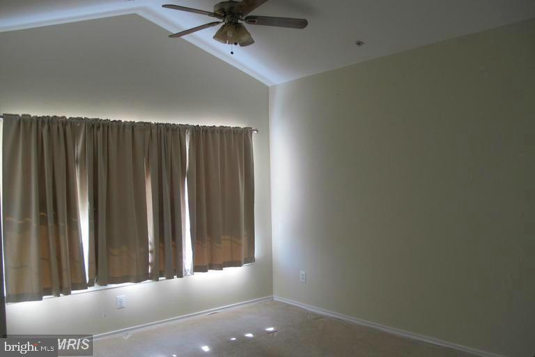 9901 Boysenberry Way in Gaithersburg, MD - Building Photo