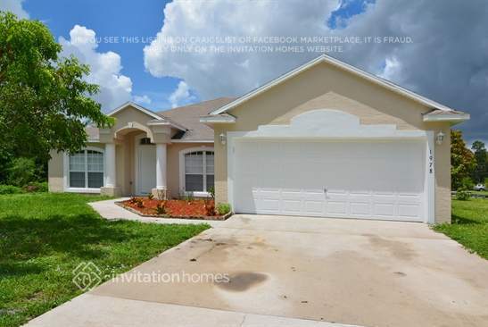 1978 SW Monterrey Ln