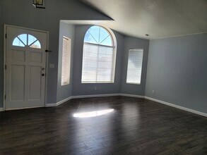 1009 Hastings Ave in Rosamond, CA - Building Photo - Building Photo