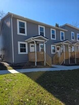 43 W Main St in Jeromesville, OH - Building Photo