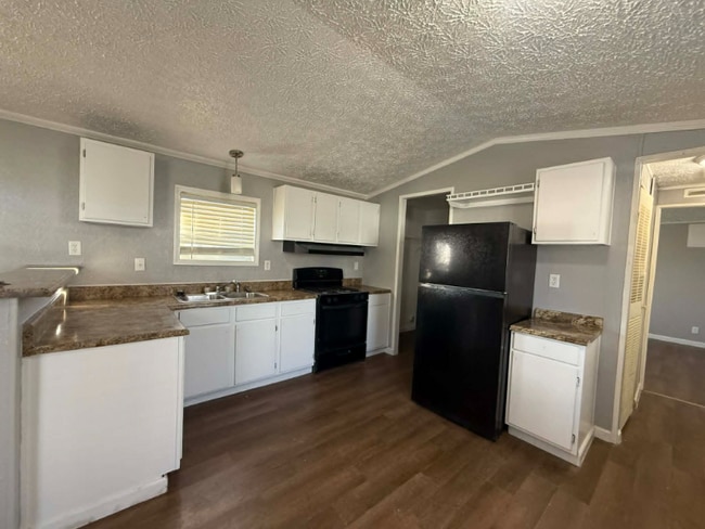 1236 N Oaklane Rd in Springfield, IL - Foto de edificio - Building Photo