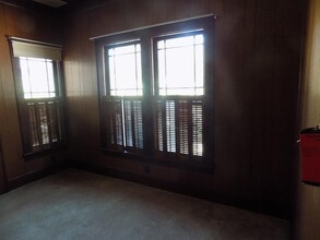 614 N Clinton St in Albion, MI - Building Photo - Building Photo