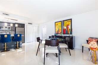 3101 SW 27th Ave in Coral Gables, FL - Building Photo - Building Photo