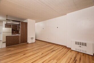 200 Swanton St, Unit 408 in Winchester, MA - Building Photo - Building Photo