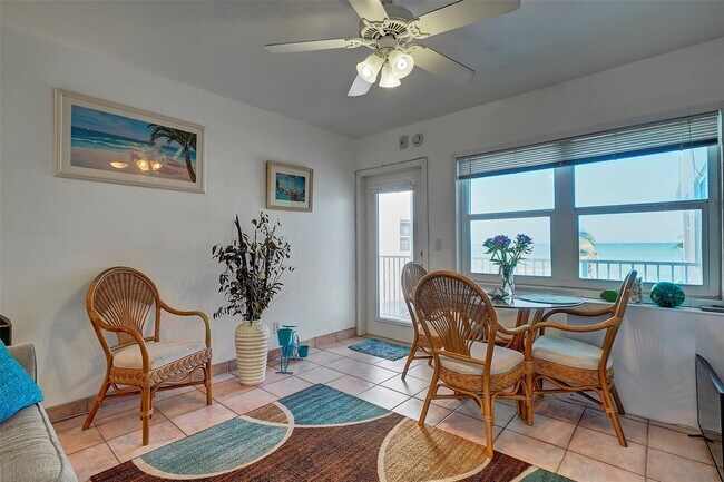 2600 N Surf Rd, Unit 302 in Hollywood, FL - Building Photo - Building Photo