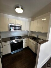 EAST 63 STREET in New York, NY - Building Photo - Building Photo