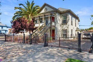 1927 P St in Sacramento, CA - Building Photo