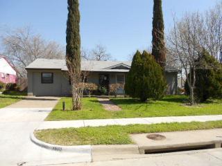 property at 1500 Meadows Dr