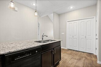 109 Stockton Family Ct in Jarrell, TX - Building Photo - Building Photo