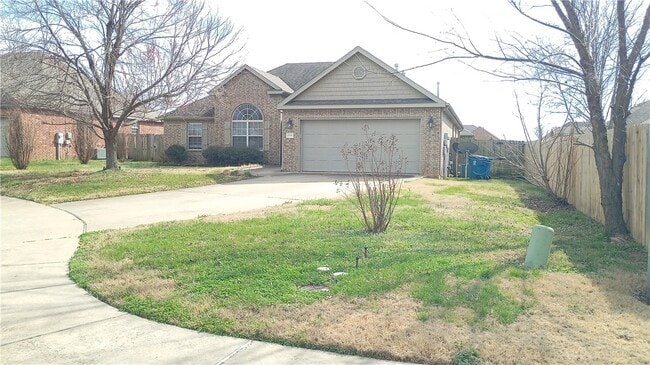 property at 2703 SW Ledbury Cove