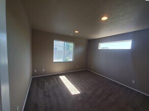 9404 W 6th Pl in Kennewick, WA - Building Photo - Building Photo