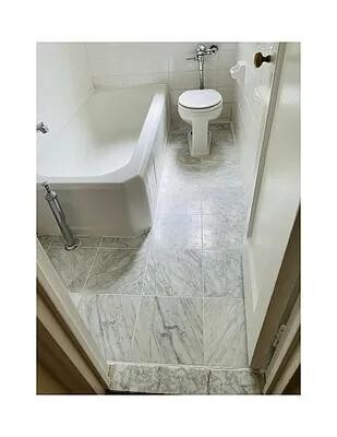210 W 19th St in New York, NY - Building Photo