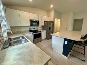 7457 Ibis Dr in Lakeland, FL - Building Photo - Building Photo