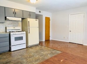 2027 Smelter Ave NE in Black Eagle, MT - Building Photo - Building Photo