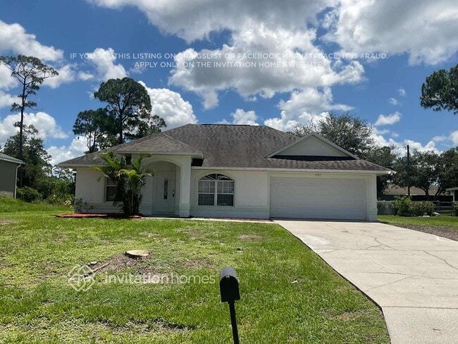 property at 1783 Tradewinds Ave SE
