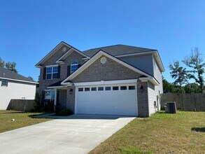 100 Kinlock Ct in Midway, GA - Building Photo - Building Photo
