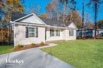 628 E Ketchie St in China Grove, NC - Building Photo - Building Photo