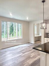 33335 Crystal Ave SE in Black Diamond, WA - Building Photo - Building Photo
