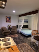 2002 S Helena St in Aurora, CO - Building Photo