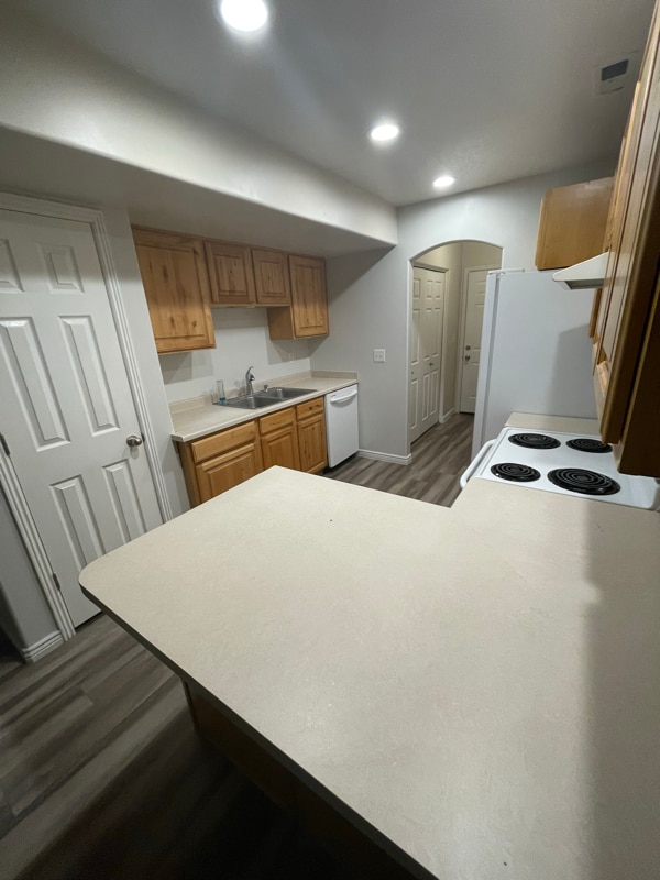 652 W 800 N in Clinton, UT - Building Photo - Building Photo