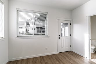 New Construction Luxury Townhomes - 352 E. Bakerview Road in Bellingham, WA - Building Photo - Interior Photo