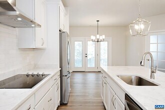 952 Belvedere Way in Charlottesville, VA - Building Photo - Building Photo