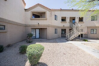 1287 N Alma School Rd in Chandler, AZ - Building Photo - Building Photo