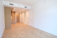 300 W 122nd St in New York, NY - Building Photo - Building Photo