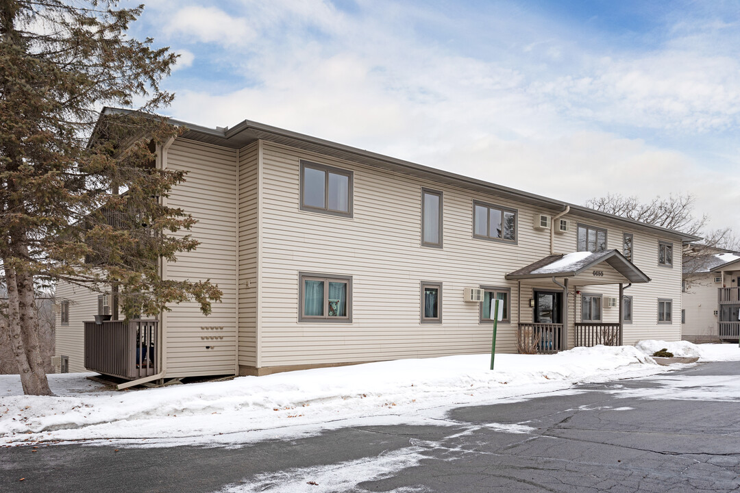 Buckley Place in Inver Grove Heights, MN - Building Photo