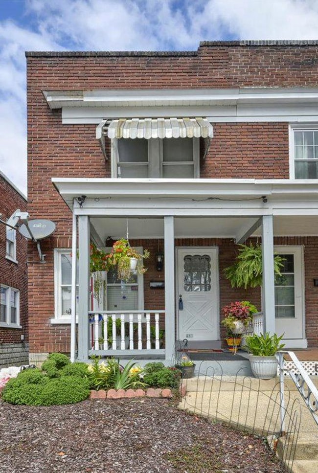 property at 613 Lehigh Ave