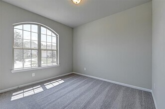 3496 Acacia Grv Ln in Conroe, TX - Building Photo - Building Photo