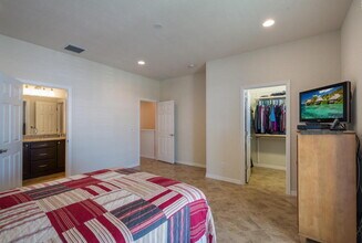 1112 Turnbridge Dr in Jupiter, FL - Foto de edificio - Building Photo
