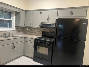 360 N Broadway in Yonkers, NY - Building Photo - Building Photo