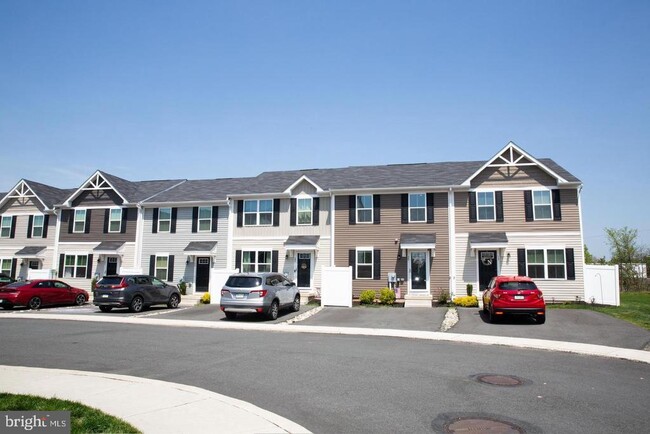 property at 20 Foxwood Dr