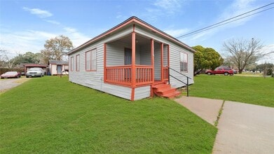 1516 2nd St in League City, TX - Building Photo - Building Photo