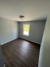 74 Western Ave, Unit 74 western ave. #2 in Marlboro, NY - Foto de edificio - Building Photo