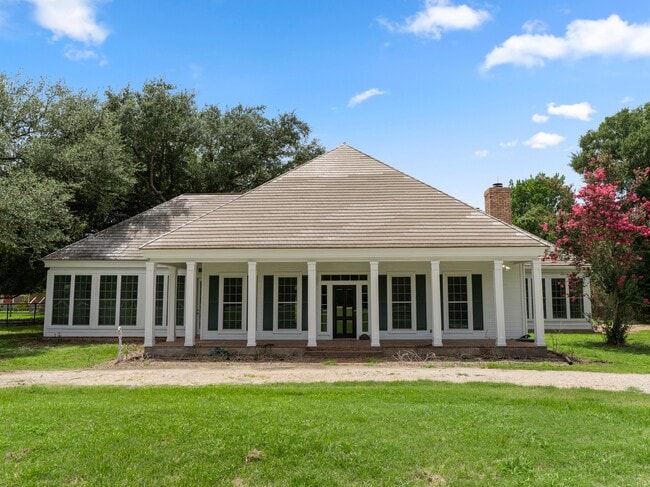 5215 Skinner Ln in Richmond, TX - Building Photo - Building Photo