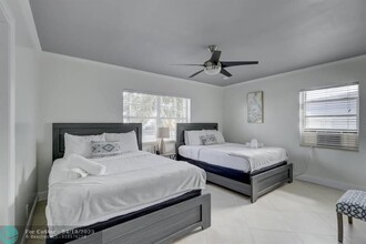2740 NE 30th Pl in Fort Lauderdale, FL - Building Photo - Building Photo