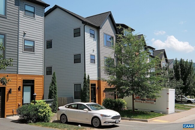 property at 140 Junction Ln