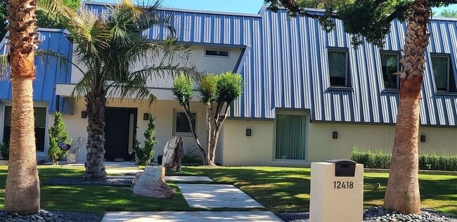 12418 Honeywood Trail in Houston, TX - Foto de edificio - Building Photo